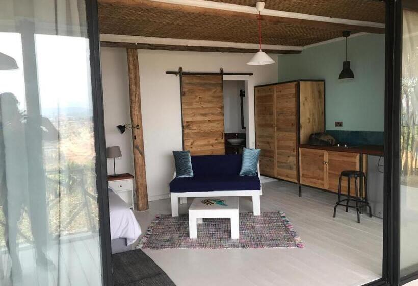 Deluxe Stúdió Szoba, Pili Pili Boutique