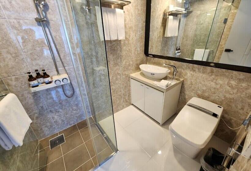 غرفة ديلوكس, Stay:on