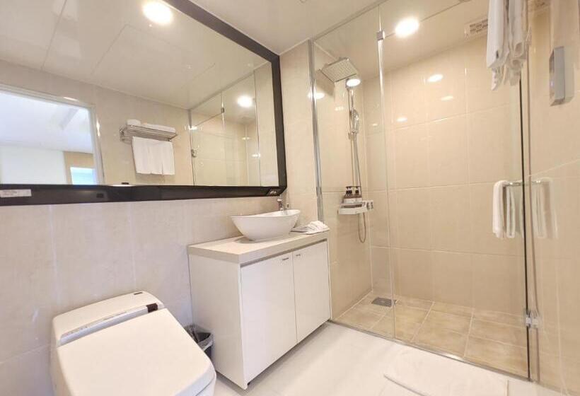 غرفة ديلوكس سرير كينج, Stay:on