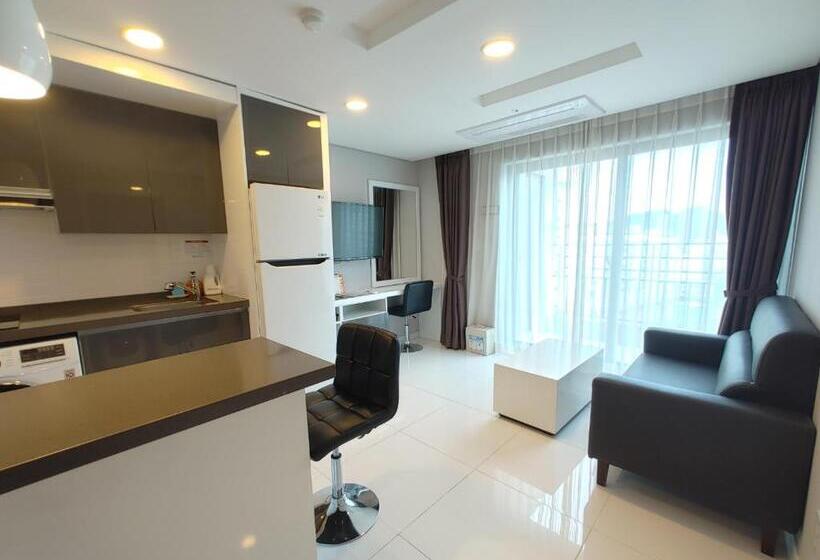 غرفة ديلوكس, Stay:on