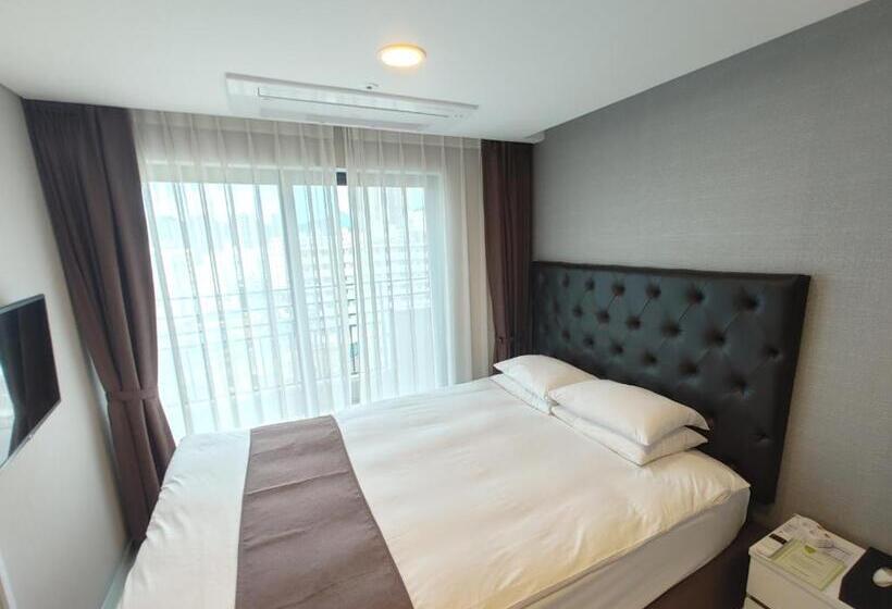 غرفة ديلوكس, Stay:on