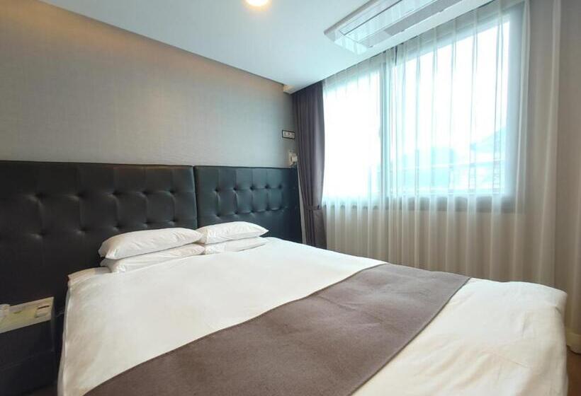 غرفة سوبيريور, Stay:on