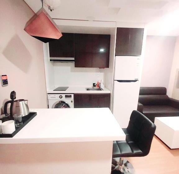 غرفة سوبيريور, Stay:on