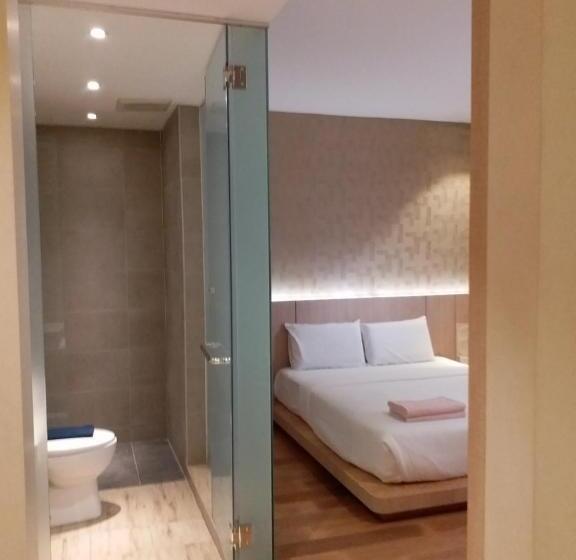 סוויטה משפחתית, Kyoto Boutique