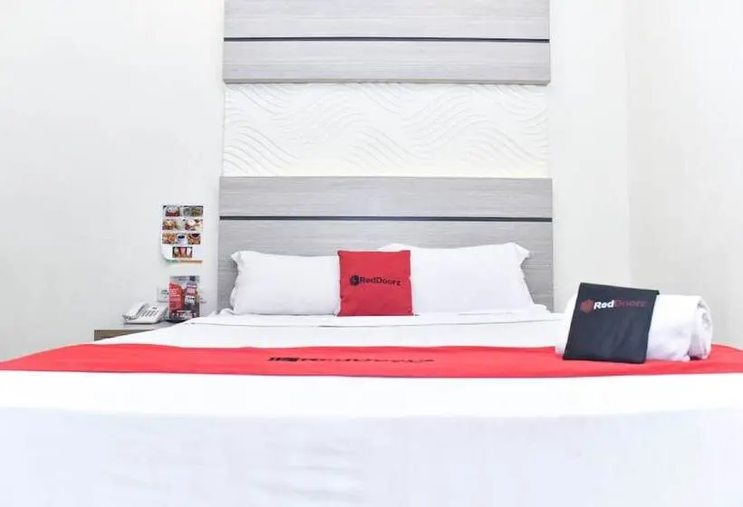 エコノミールーム, Reddoorz Plus Near Makassar Town Square