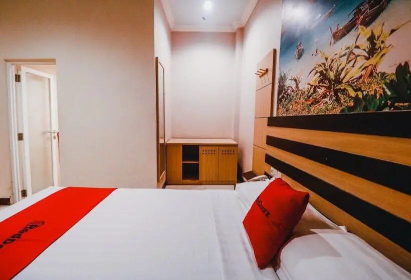 スイート, Reddoorz Plus Near Makassar Town Square