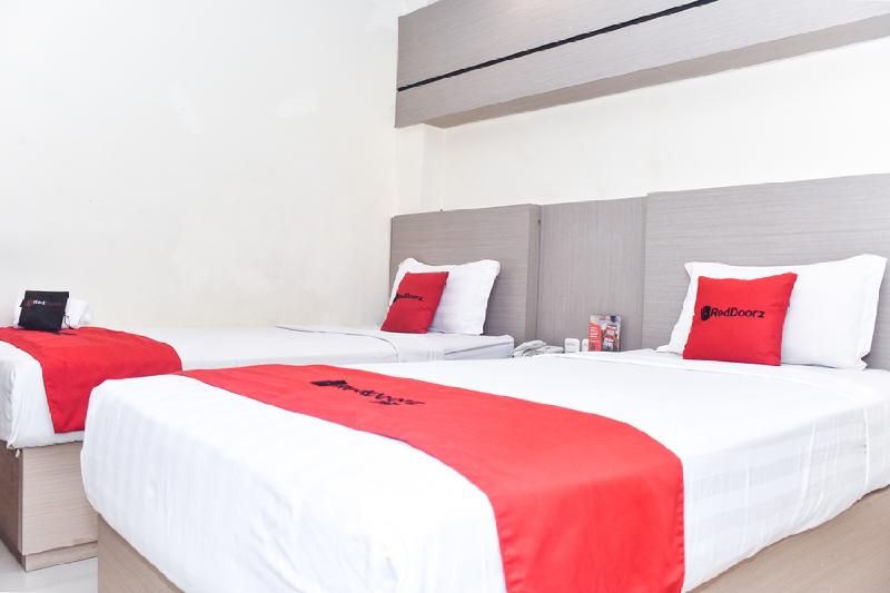غرفة ديلوكس, Reddoorz Plus Near Makassar Town Square