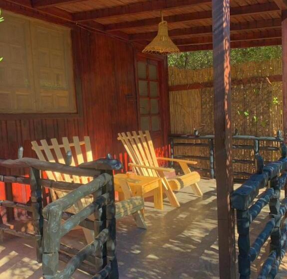 标准平房, Dar L Eau Vive