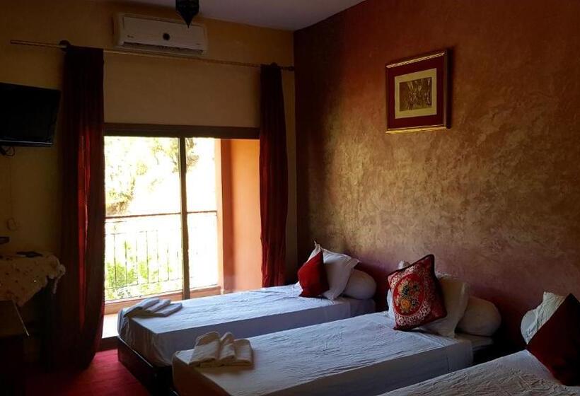 标准三人间, Dar L Eau Vive