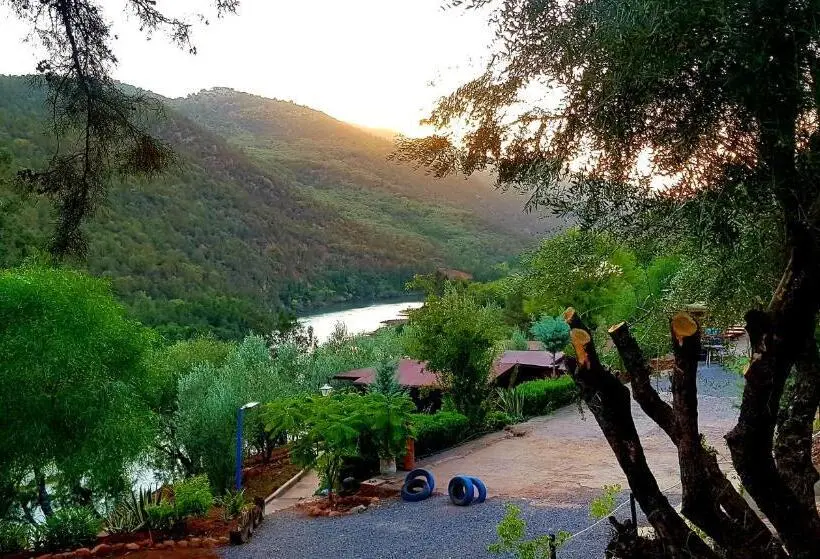Perhebungalow, Dar L Eau Vive
