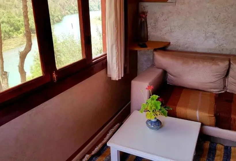 Perhebungalow, Dar L Eau Vive