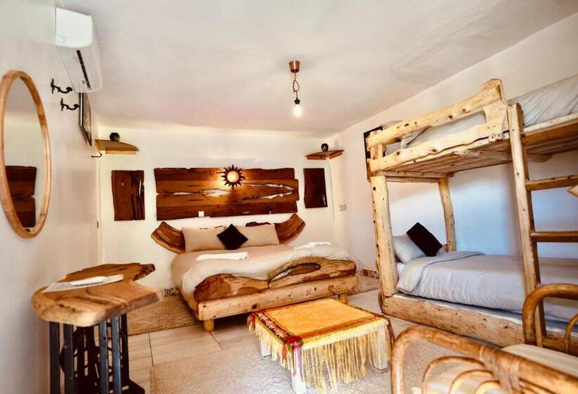 家庭房带园景, Dar L Eau Vive