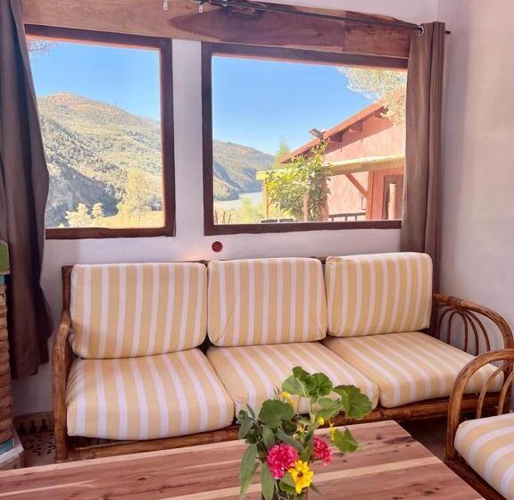 家庭套房, Dar L Eau Vive