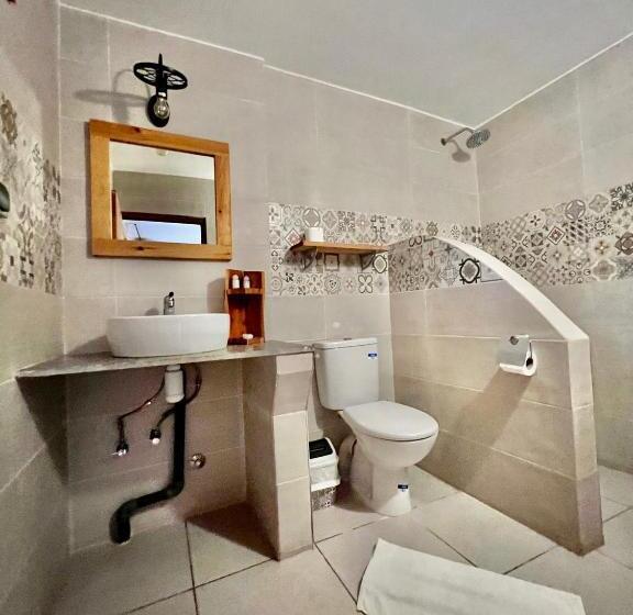 标准间, Dar L Eau Vive