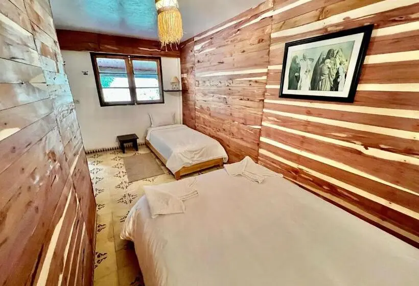 Comfort Kolmen Hengen Huone, Dar L Eau Vive