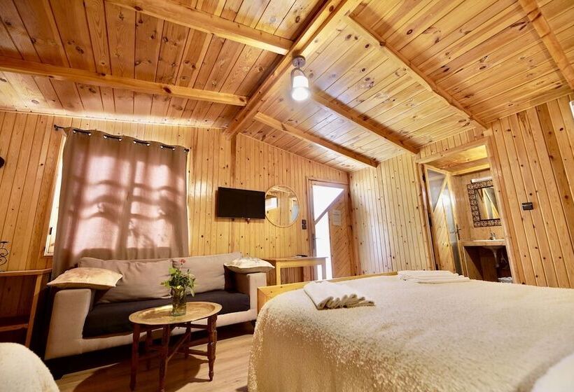 标准平房, Dar L Eau Vive