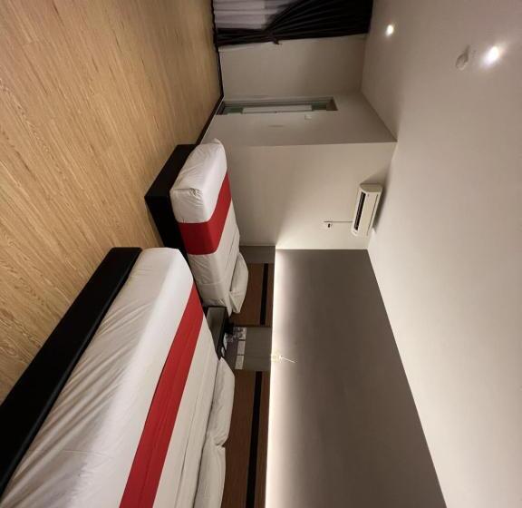 غرفة عائلية, Grand Aromas