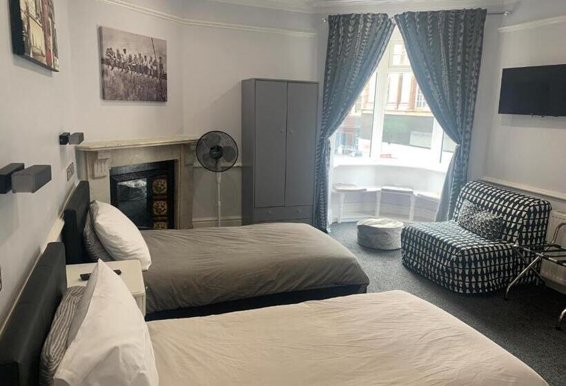 חדר סטנדרט, Addison House