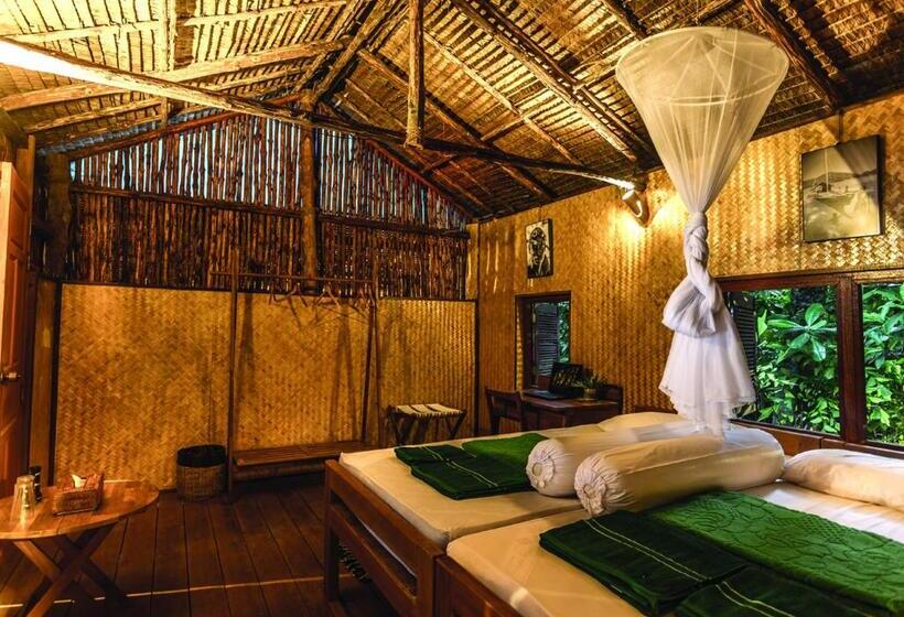 بانگلوی استاندارد, Boulder Bay Eco Resort   Nga Khin Nyo Gyee Island