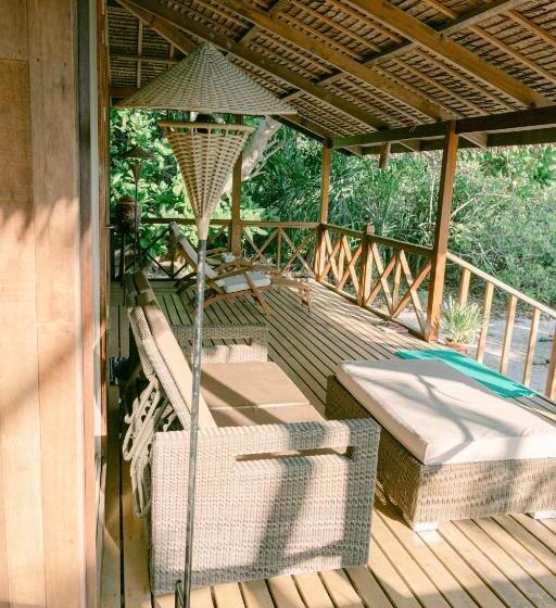 سوییت, Boulder Bay Eco Resort   Nga Khin Nyo Gyee Island