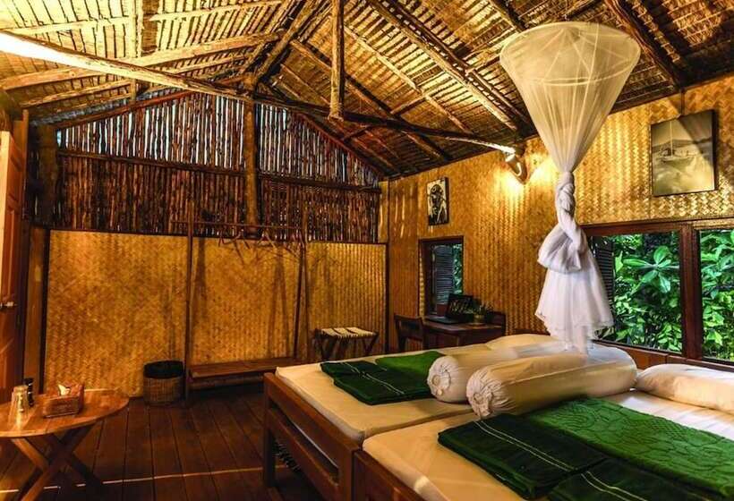 بانگلوی استاندارد, Boulder Bay Eco Resort   Nga Khin Nyo Gyee Island