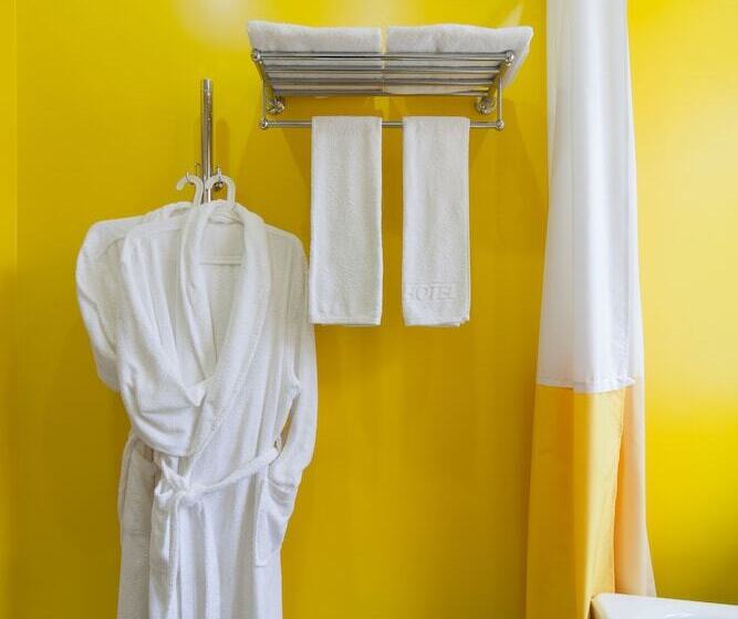 주니어 스위트, Arbat