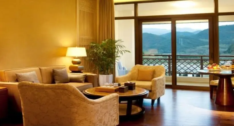 デラックススイート, Dahongpao Resort Wuyi Mountain