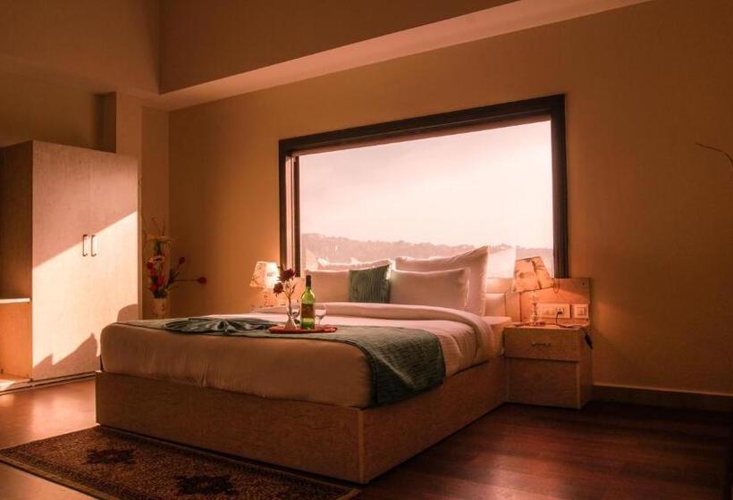 سوئیت پرزیدنت, D'polo Club & Spa Resort