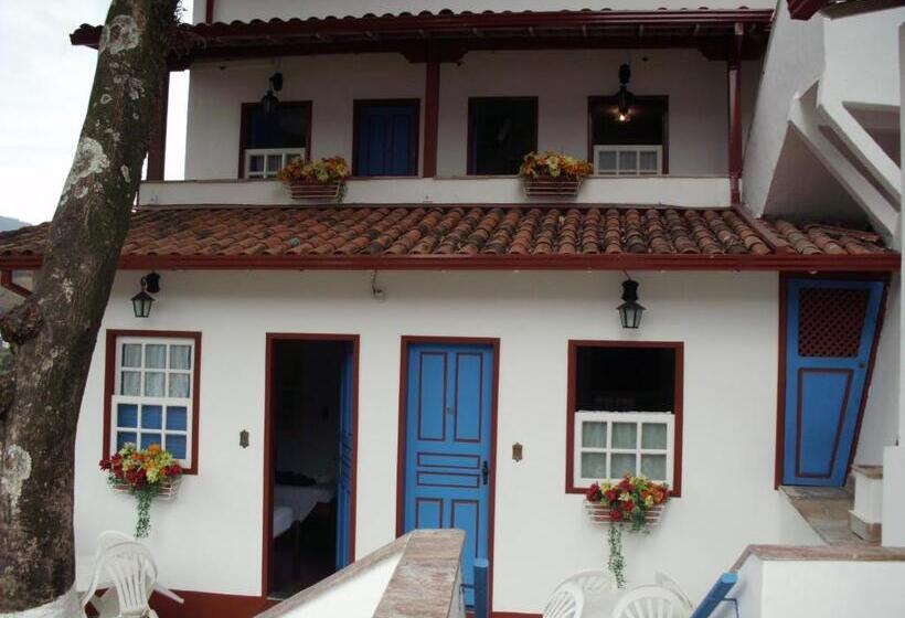Четырехместный Номер Стандарт, Pousada Ouro Preto