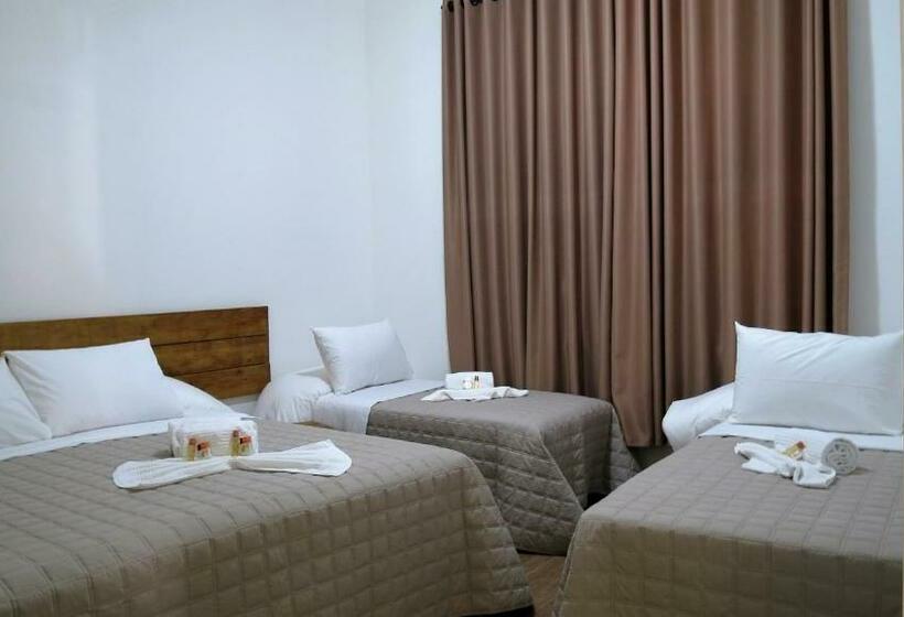 四人豪华间, Sagrados Corações