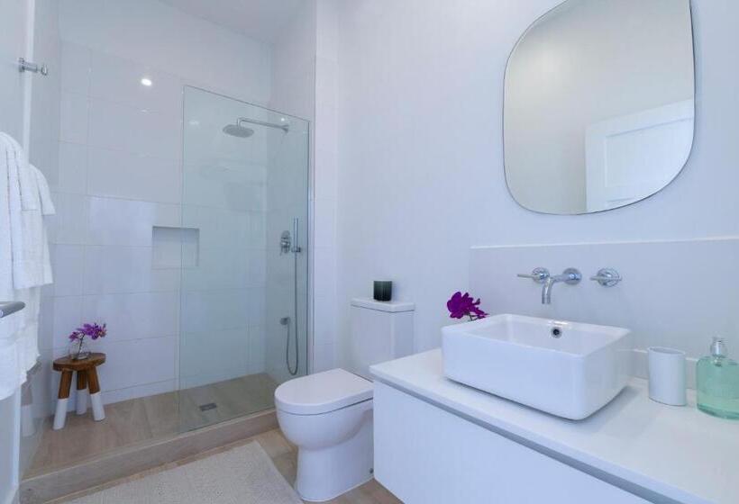 آپارتمان 1 خوابه با چشم‌انداز استخر, Mullins Grove Luxury Apartments