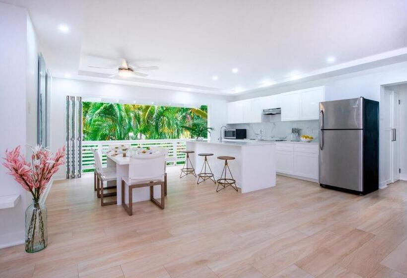 آپارتمان 1 خوابه با چشم‌انداز باغ, Mullins Grove Luxury Apartments