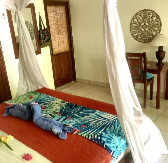 חדר סטנדרט, Mango Moon