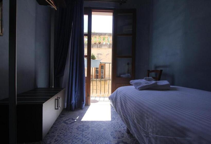 اتاق خانوادگی, My Travel House