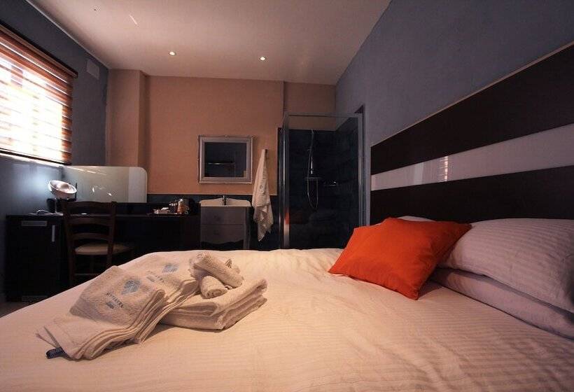 اتاق استاندارد, My Travel House