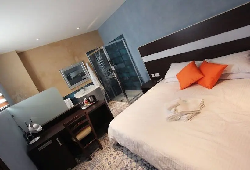 اتاق استاندارد, My Travel House