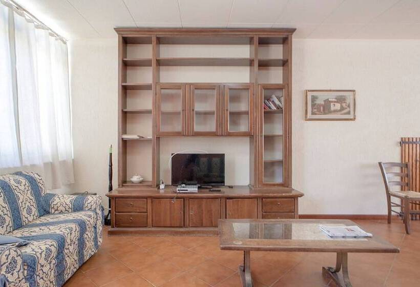 شقة 3 غرف, Azienda Agricola E Agriturismo Vallorsi