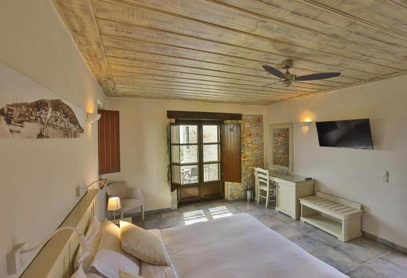 ガーデンビュースタンダードルーム, Castello Antico