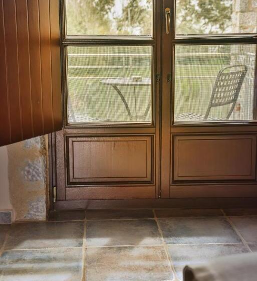 庭の見えるスタンダードトリプルルーム, Castello Antico