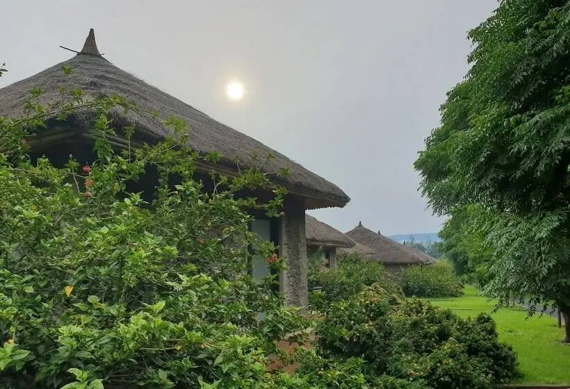 سوئیت رویال, Mayleko Lodge