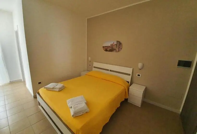 トリプルクラシックルーム, Casale Marcalia  Bed & Breakfast