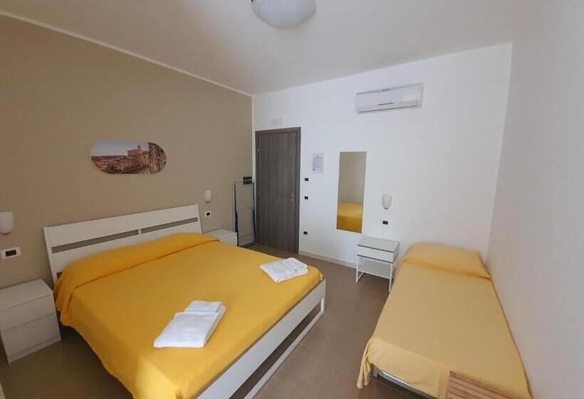 اتاق کلاسیک سه تخته, Casale Marcalia Bed & Breakfast