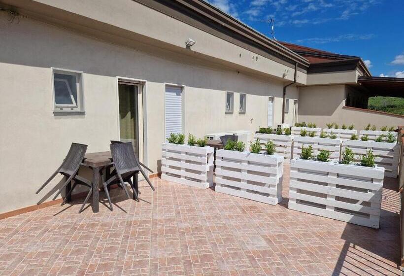 اتاق استاندارد چهار تخته, Casale Marcalia Bed & Breakfast