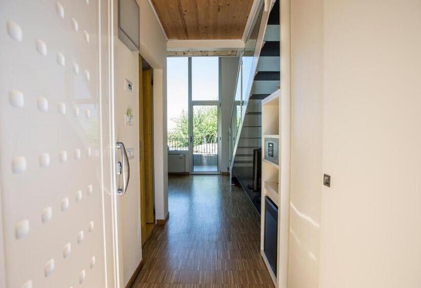 غرفة قياسية رباعية, Il Portico