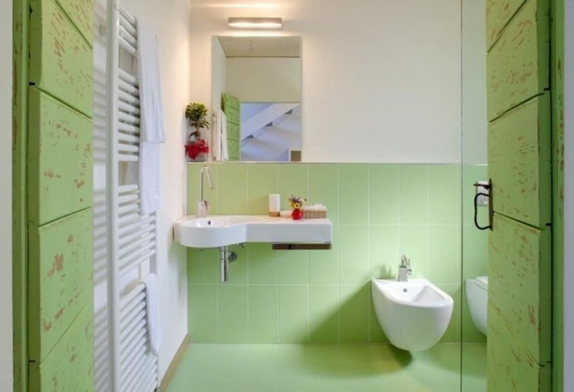 غرفة قياسية, Il Portico