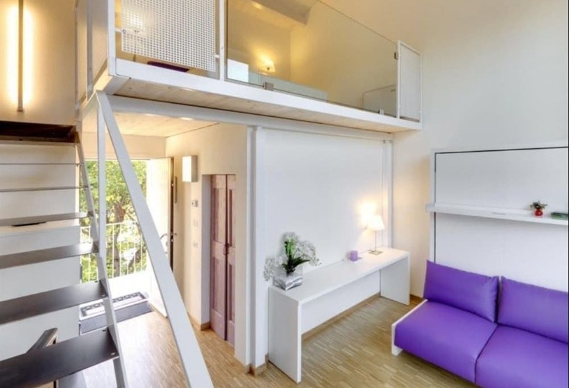 غرفة قياسية رباعية, Il Portico