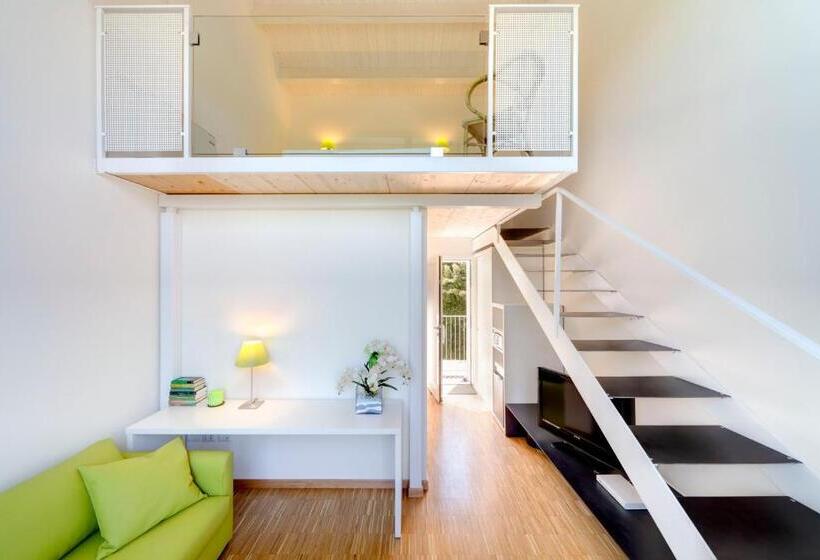 غرفة قياسية, Il Portico