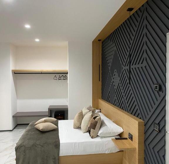 סוויטה דלוקס, Olympus Capua