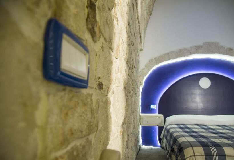 Четырехместный Номер Стандарт, L Angolo Di Gaudì, Alcoba Fascinosa