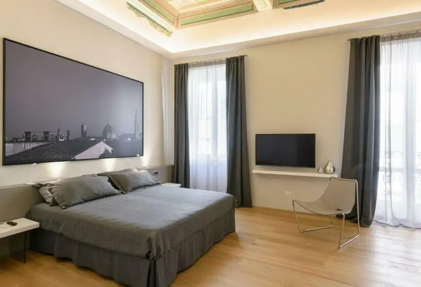 バルコニー付スイート, Palazzo Vasarri Luxury Design Suites
